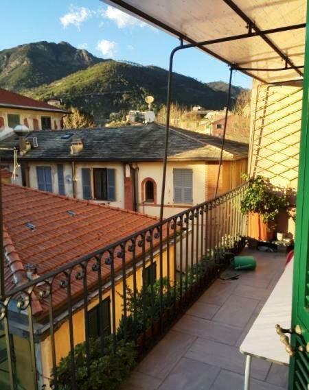 Al Castello Διαμέρισμα Λεβάντο Εξωτερικό φωτογραφία